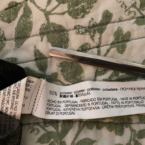 ZARA top, black sheer floral, size small.  Flutter sleeves, raw hems. Scoop neck - Picture 3 of 7